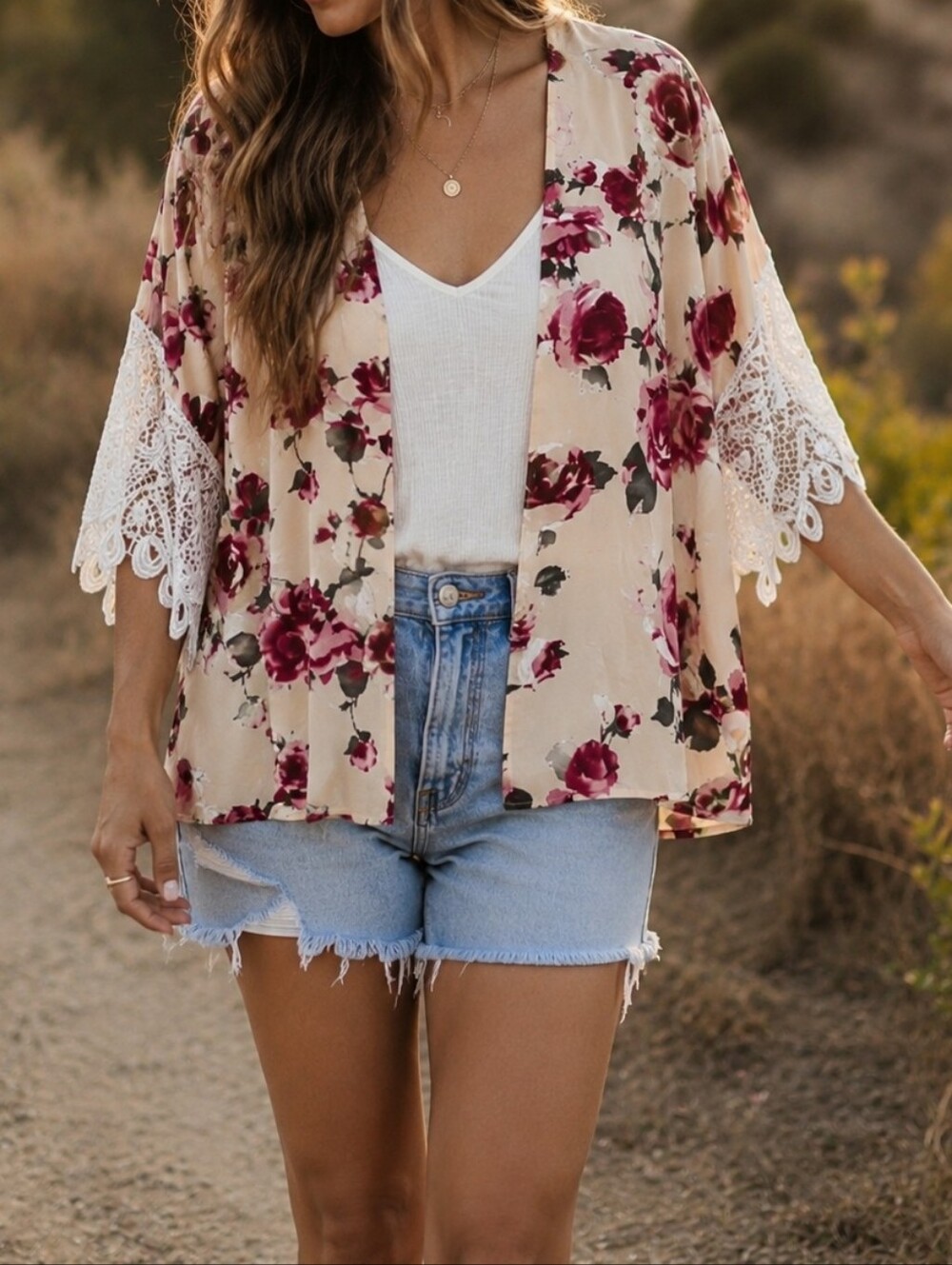 Vintage Stone Cold Fox 100% Silk Cream Rose Floral Lace Trim Kimono Boho Casual